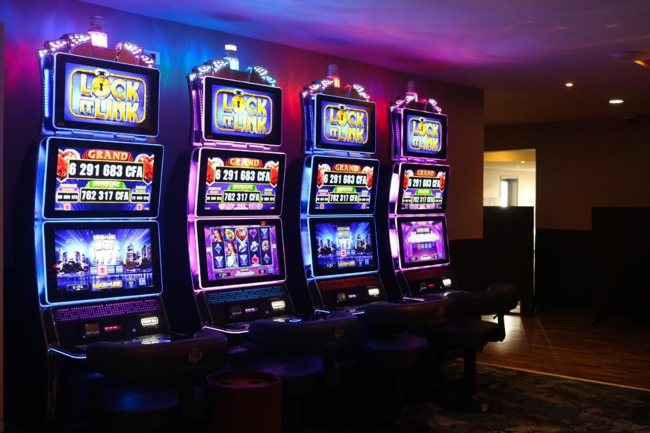 Airport Hotel Casino Du Cap-Vert Дакар Екстер'єр фото